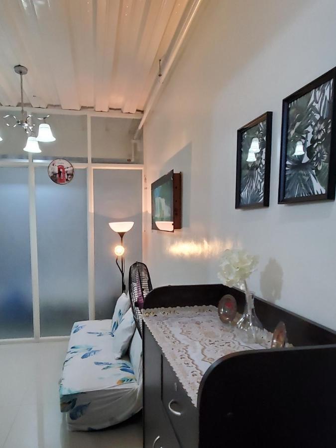 Jen'S Paranaque City Apartment Manila Exterior foto